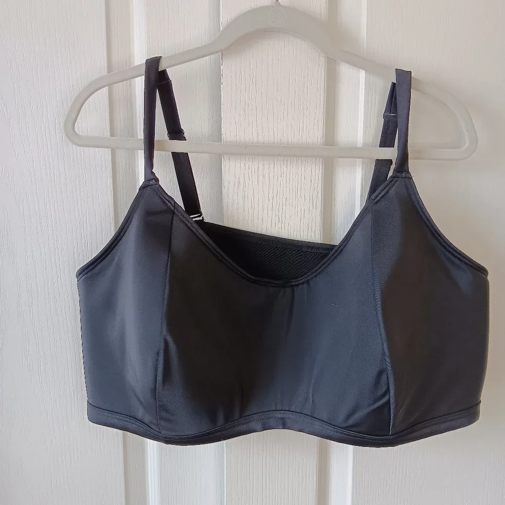 Cacique Women's Plus Black No-Wire Scoop Neck Swim Top Size 28